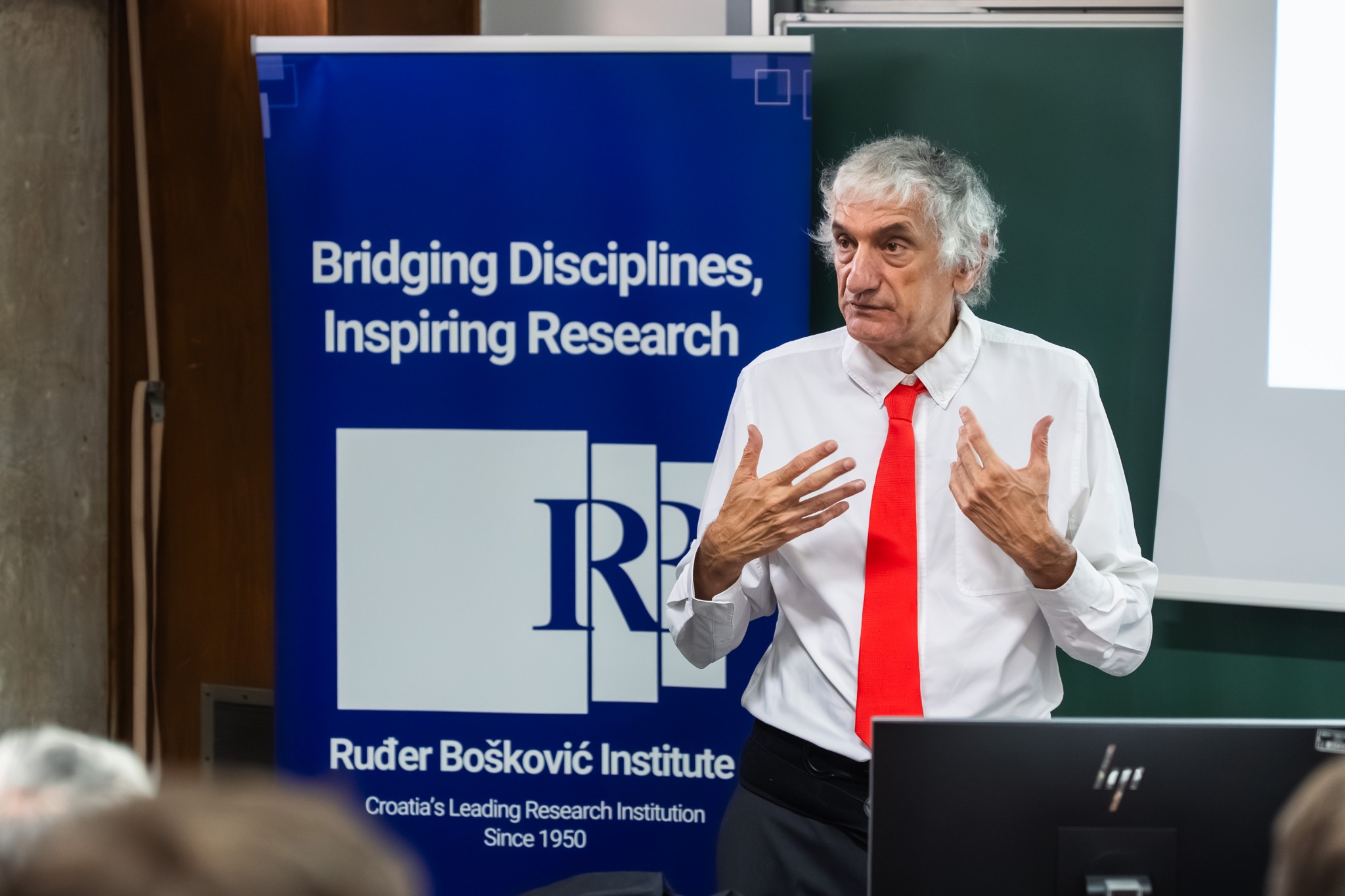 Professor John Martinis lecturing at the Ruđer Bošković Institute